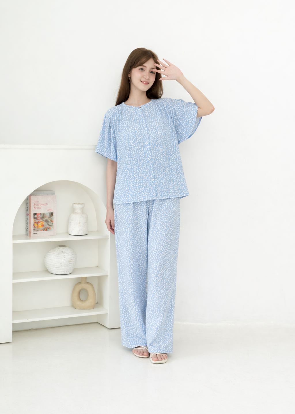 Althea Short-Sleeve Pants Set in Sky Blue
