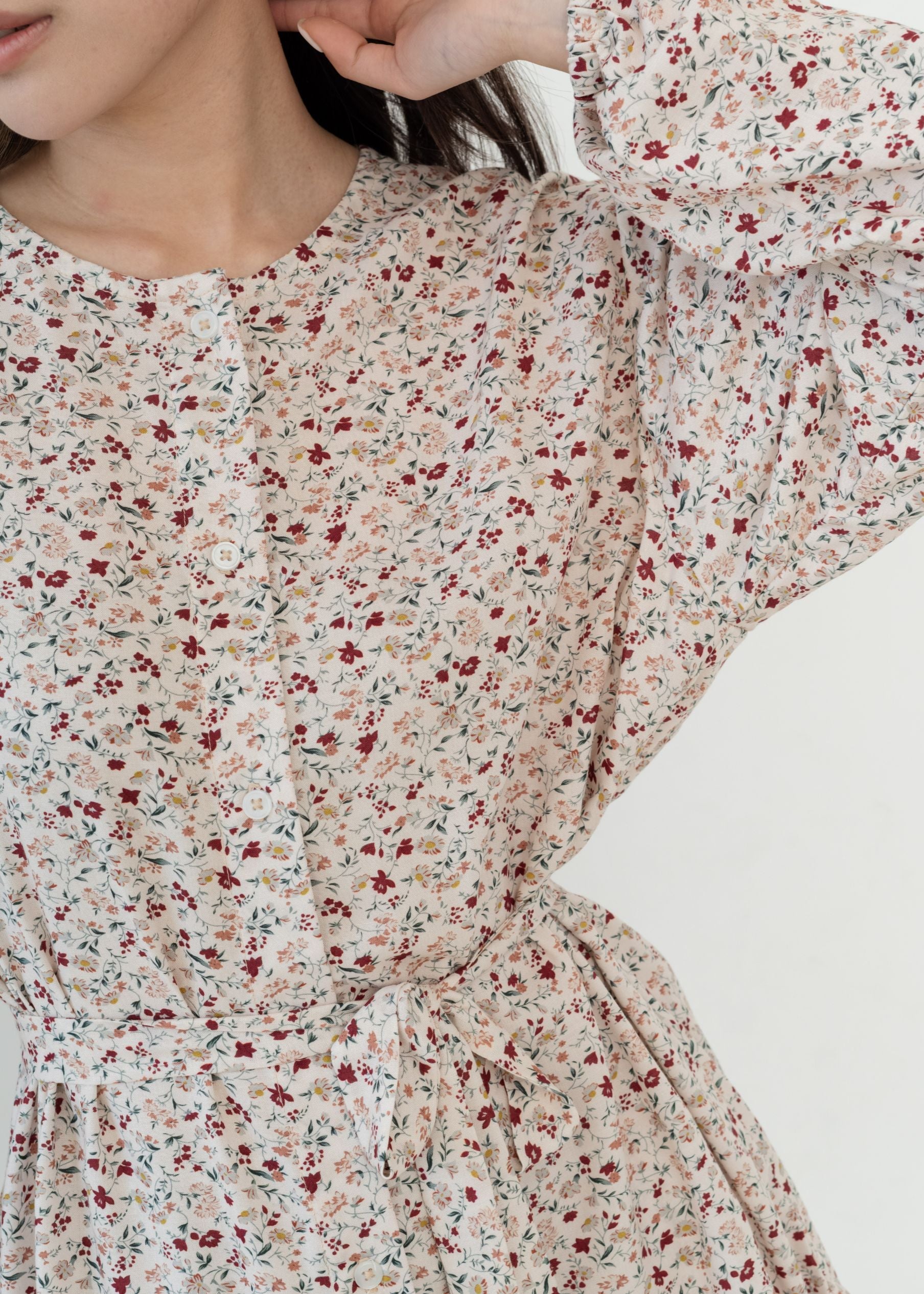 Amoura Long Pajama Set in Cream Tiny Flower